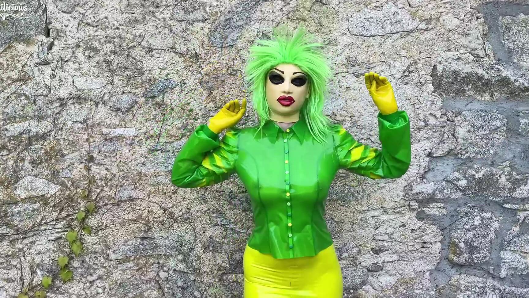 Mfetilicious Enjoy This Video Of The Green Punk Doll With Some Music