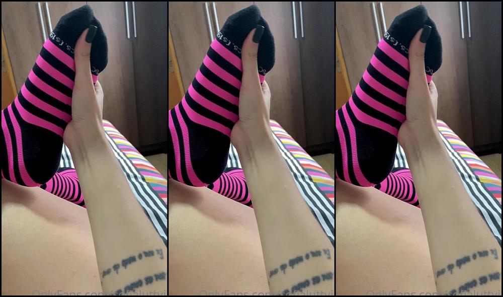 Sofialuttvip Today I Woke Up Too Excited I Needed To Masturbate And I Am Addicted To Footfetish So I J