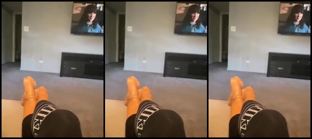 Queenofmean Nicknamed Realqueenkasey 06 05 2022 Onlyfans Video Watching Bridgerton Bitches Looking For Some Plant Ideas For The House