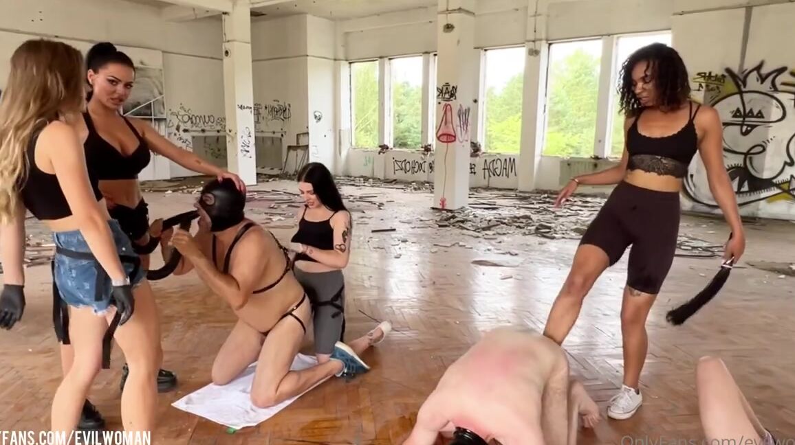 Evil Woman Aka Evilwoman Onlyfans Femdom Orgy Ball Busting Corporal Punishment And Strapon Mistressglamorous Mahoganyqen Ladyannp