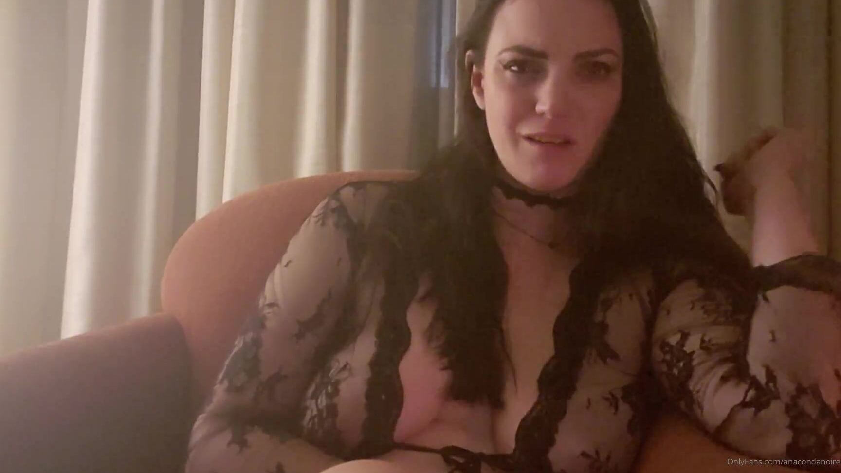 Anacondanoire Time To Worship Your Goddess And Her Fat King Cocks You Loser