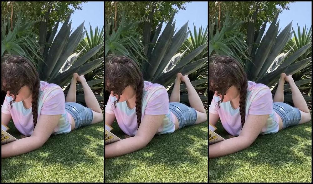 Athletoes Nicknamed Athletoes Onlyfans The Best Way To Journal Is In The Shade Of A Nice Warm Day