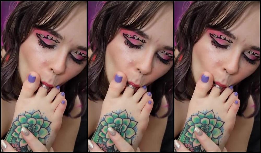 Tays Toes Nicknamed Taystoes 02 14 2022 Onlyfans Video Sweet And Sensual Self Worship To Start Off Valentines Day