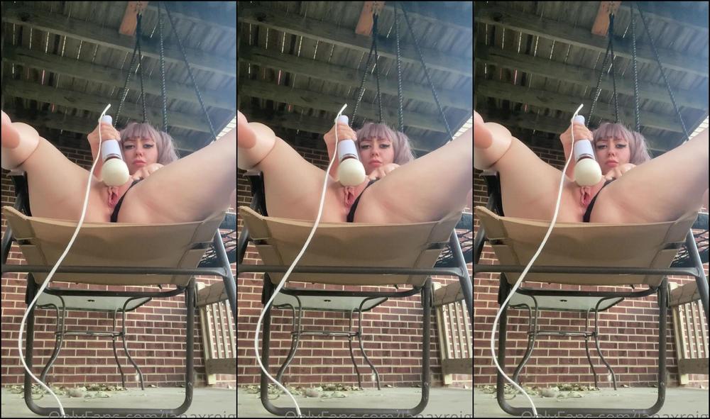 Lanaxreign I Squirted And Made A Puddle On My Patio Had To Moan S