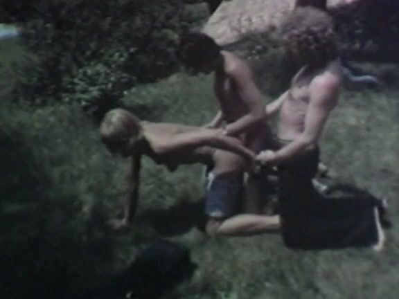 "Celine Gallone, Diane Dubois, Samantha, Thierry de Brem, Gilles Mouroux, Charlie Schreiner" Classic Elles séclatent au soleilPépées la baise Cinemadis