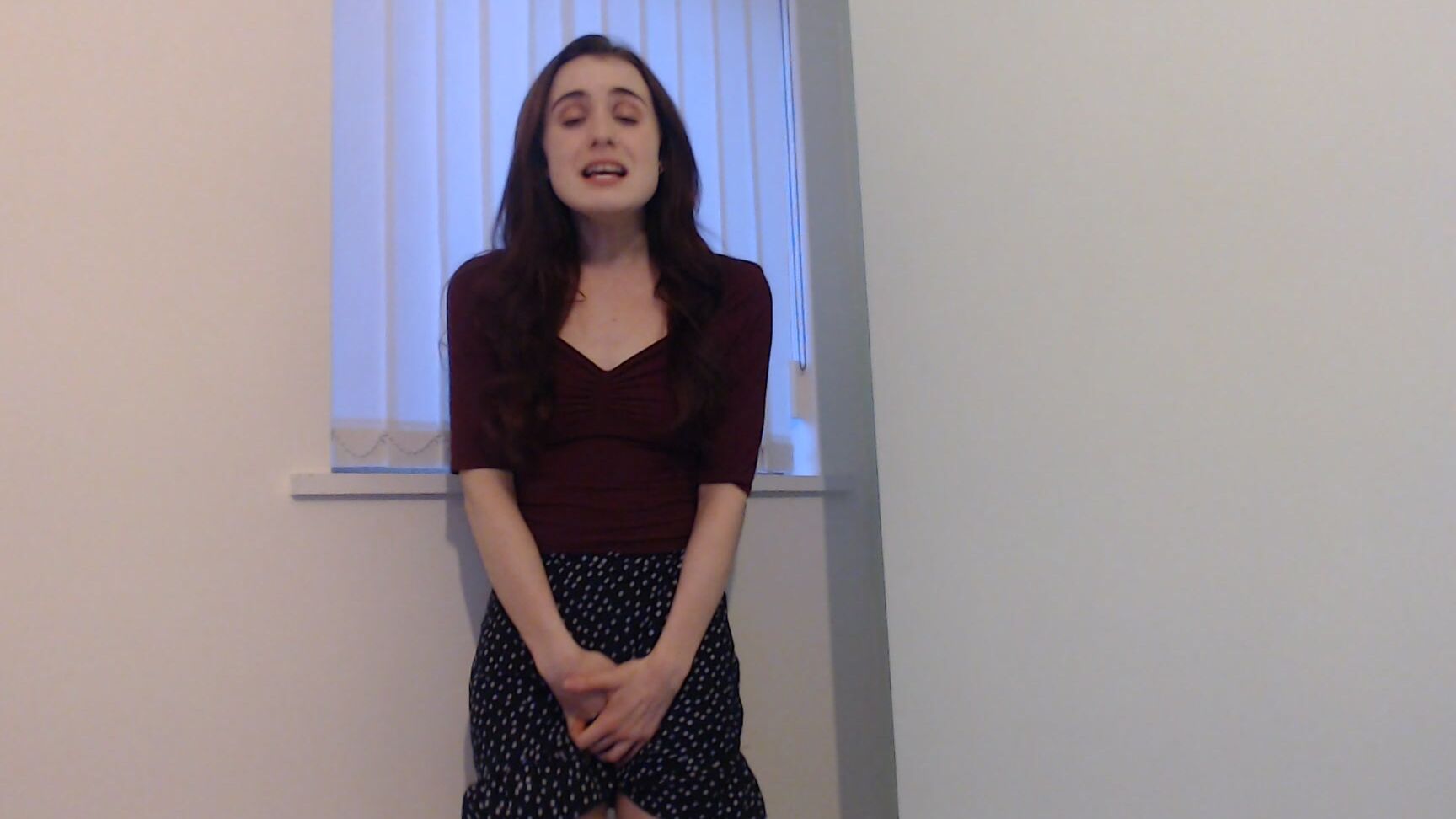 Lola Rae Uk Making Me P In A Jug