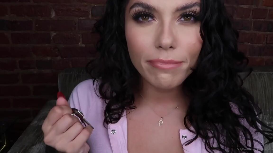 Valentina Fox Nicknamed Ineedvalentina Onlyfans Its Time To Send Me Your Keys Nly