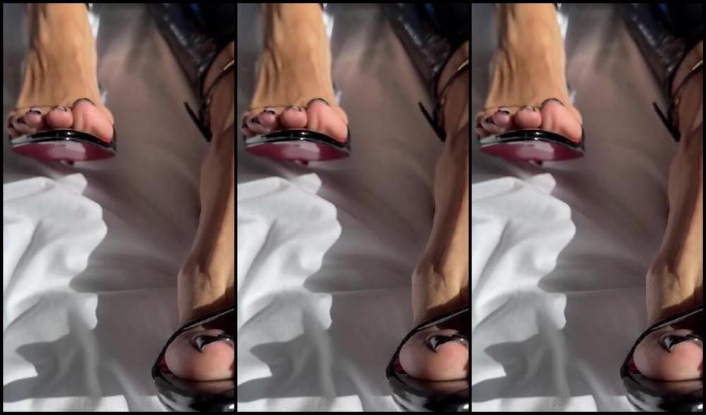 Heels Of Mine Nicknamed Heelsofmine 09 17 2024 Onlyfans Video Yesterday An Angel And Today A Vamp What Version Do You Prefer