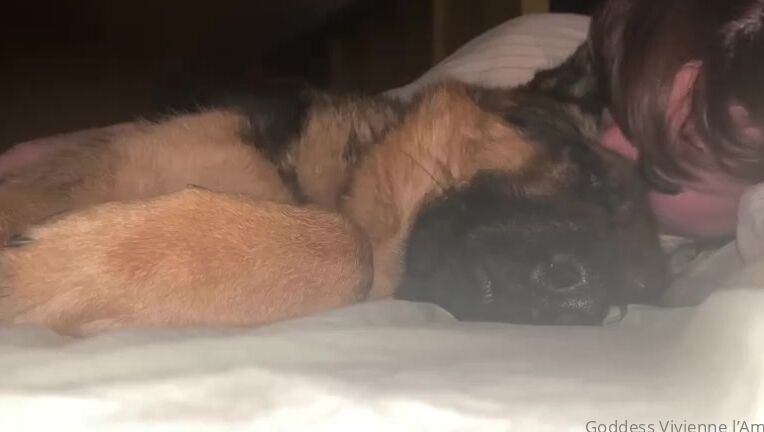 Vivienne L Amour Aka Vlproductionsuk Onlyfans Look How Big My Boy Is Getting