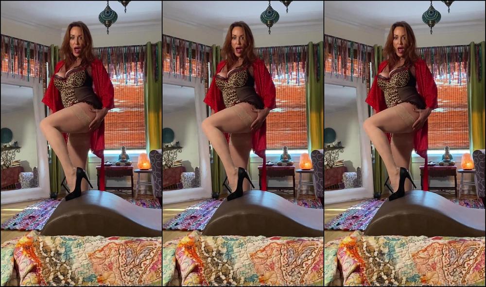 Rachelsteele 2101004127 05 04 2021 Of111 Mommy Uses Your Mouth Check Your Dm For The Full Video