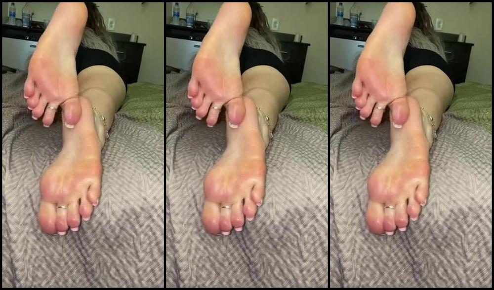 Officialfootgod216 Nicknamed Footville Onlyfans Woke Up To These