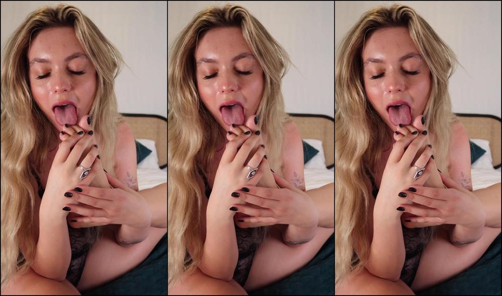 Littlemisssole Cosy Self Worship With Pretty Black Toes I