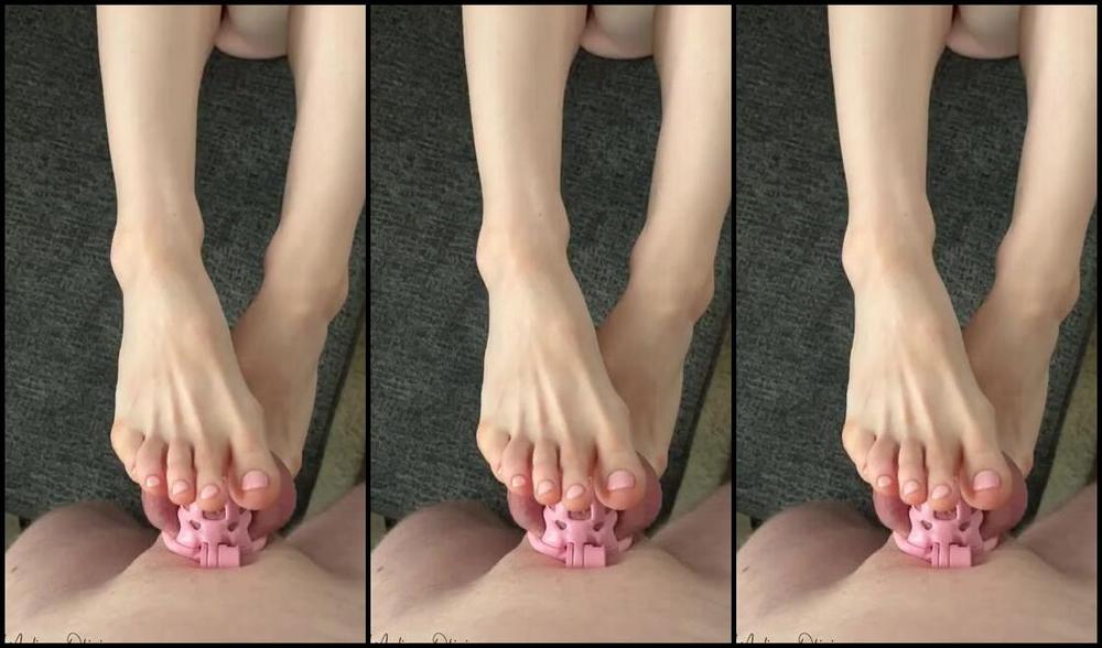 Miss Madison Olivia 09 20 2024 Onlyfans Video I Think He Likes My Toes