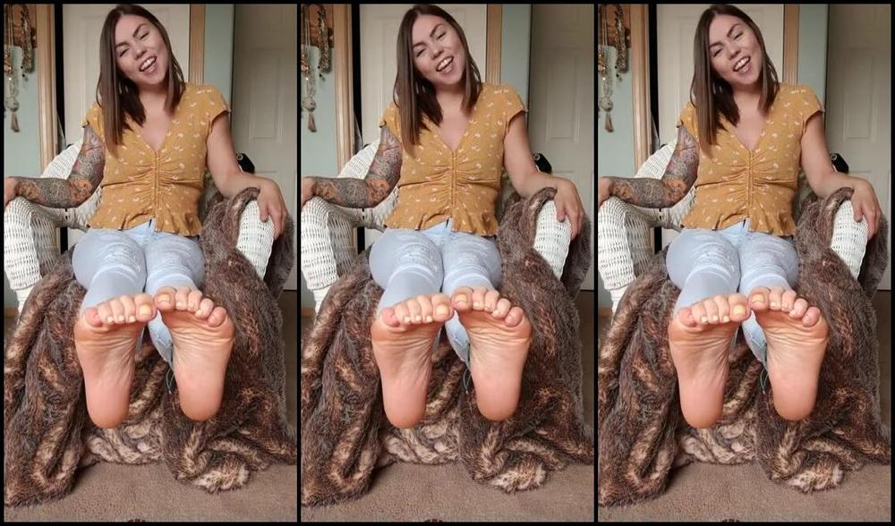 Misstinytootsies Onlyfans I Know Exactly What You Do While Watching My Content I Think You Enjoy Yourself Way Too Much For