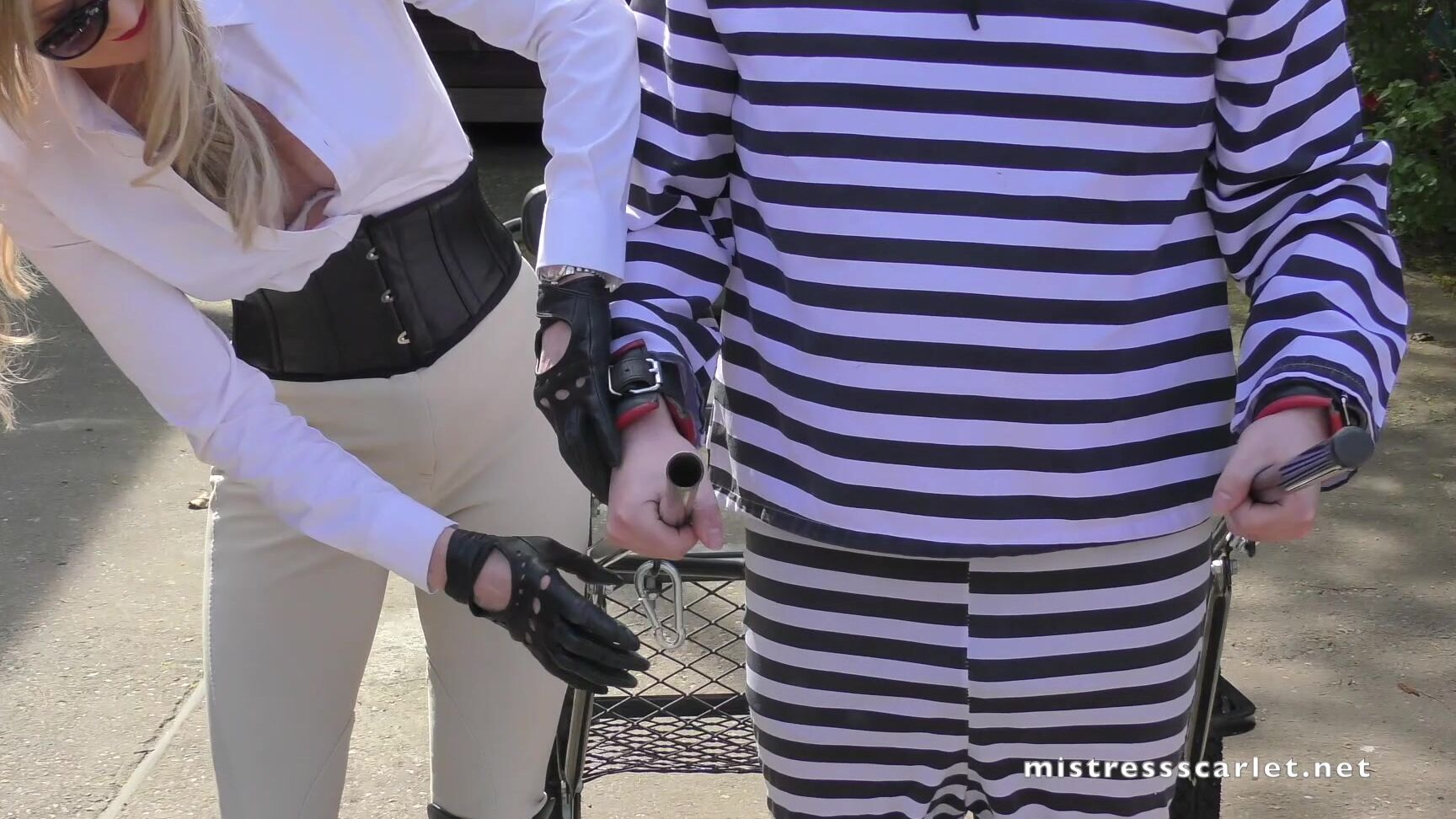 Miss Scarlet, Spanking F M, Full HD, Domina Scarlet DS Pony Prisoner Race Clips4Sale