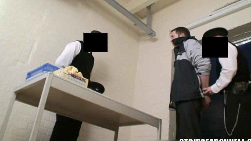 Cfnm Tv Night At Dunstans 9