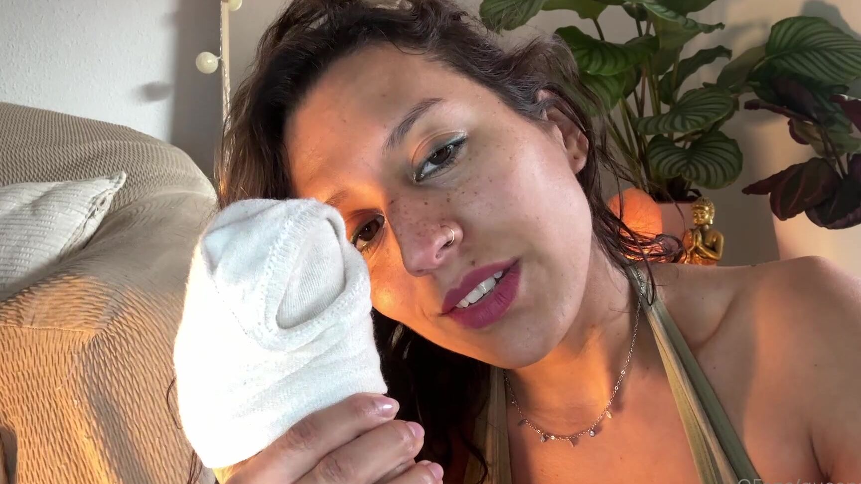 Fetishemmabff 2783519952 04 25 2023 Teasing With My Smelly Socks I Know That Makes You Feel Do Weak The Vinegary Scent