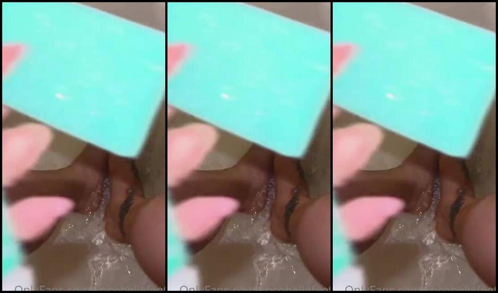 Coco Bella Nicknamed Cocobellafeetz Onlyfans 11 26 2022 What I Do Once A Week When I Don T Go To Salon To Keep My Feet