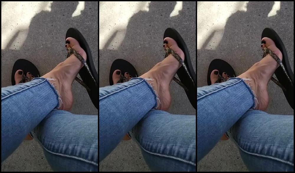 Goddess Nicole Aka Nicolesgoddesssoles Foot Fetish 02 21 2023 Onlyfans Video Theres A Glare From The Sun But I Still Like Them Lol More Pics With Black