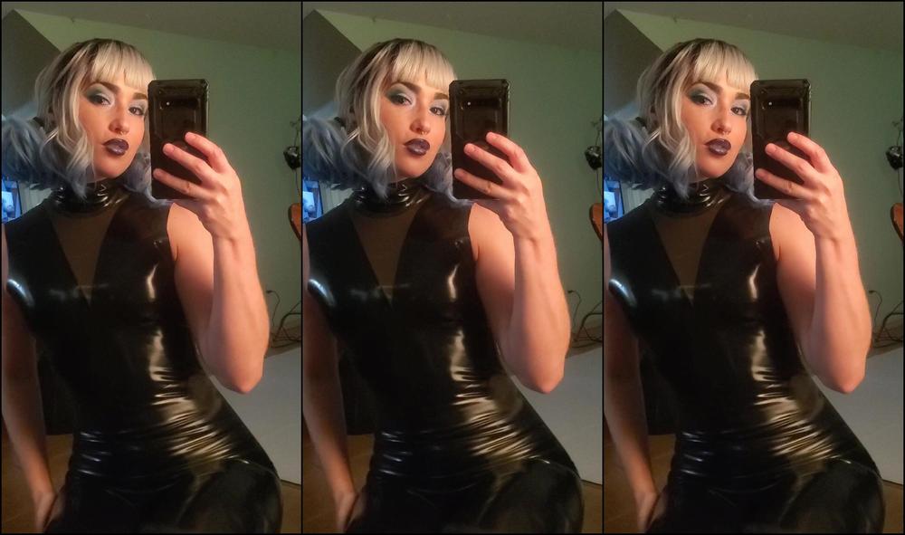 Cosmicbroccoli 2021 09 15  Just a little bit of latex for you on this fin1 OnlyFans
