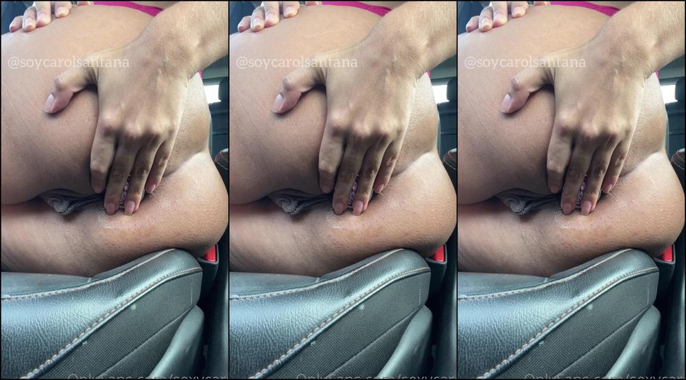 Sexycarol 2489871833 06 15 2022 Enfiei Um Plug No Meu Cuzinho Enquanto Estava No Carro Olha Como Minha Buceta Molhou