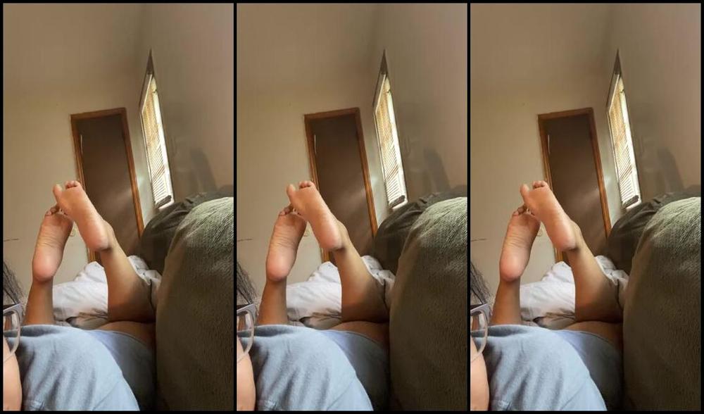 Foot Therapy Nicknamed Atlfoottherapy 04 02 2024 Onlyfans Video The Pose