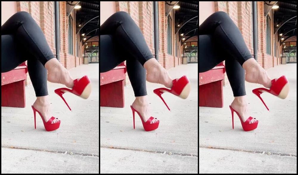 Kate Dangle Nicknamed Katedangle 10 03 2023 Onlyfans Video Out In Public In Red 7 Inch Platform Mules And Leggings