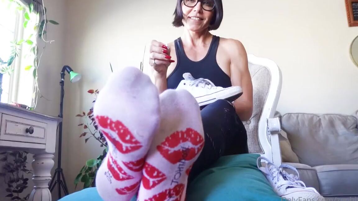 Worldgoddess Onlyfans Sock Raffle Results If Youre The Lucky Little Foot Sniffer Message Me Your Address And If You