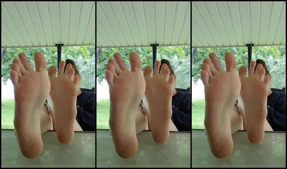 Megan Fletcher Aka Sweetsoleprincess Onlyfans You Love Being Ignored Dont You