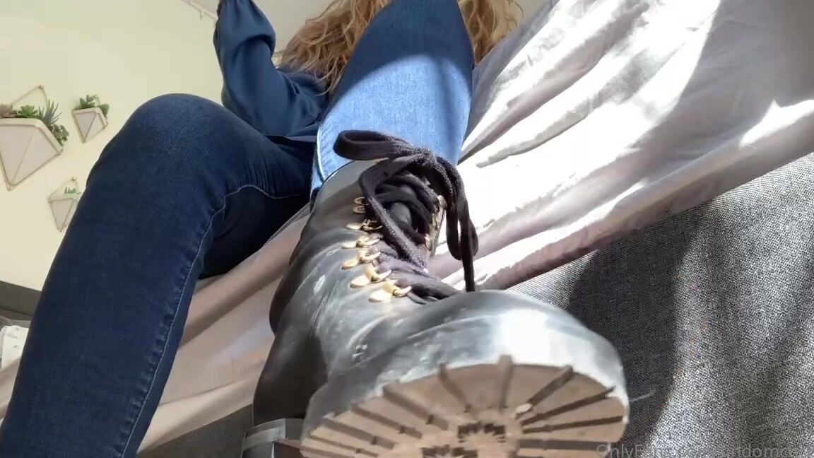 Goddess Christine Nicknamed Findomchristine Onlyfans Custom Lick My Boots Clean This Is Your Sex Life Now 253 Min Clip Uzt