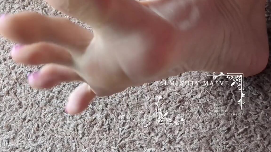 Almighty Maeve Nicknamed Almightymaeve 12 31 2024 Onlyfans Video Message For All My Fansa Very Happy New Year To You