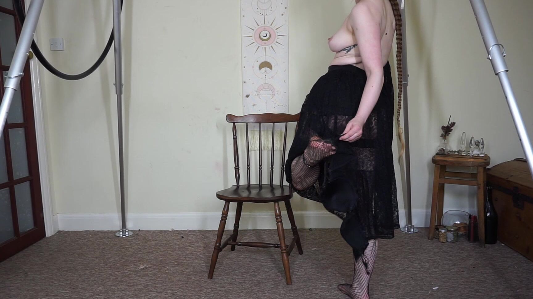 "LongHairLuna" big ass, long hair, strippers, striptease Big Skirt Exotic Dancer Strip Tease manyvids