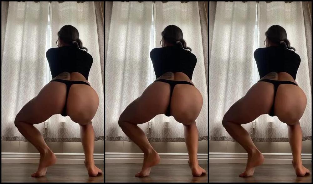 Lezlyan Nicknamed La Little Dancer Feet Onlyfans I Know You Absolutely Adore The Way My Body Moves My Legs Ass And Feet Are