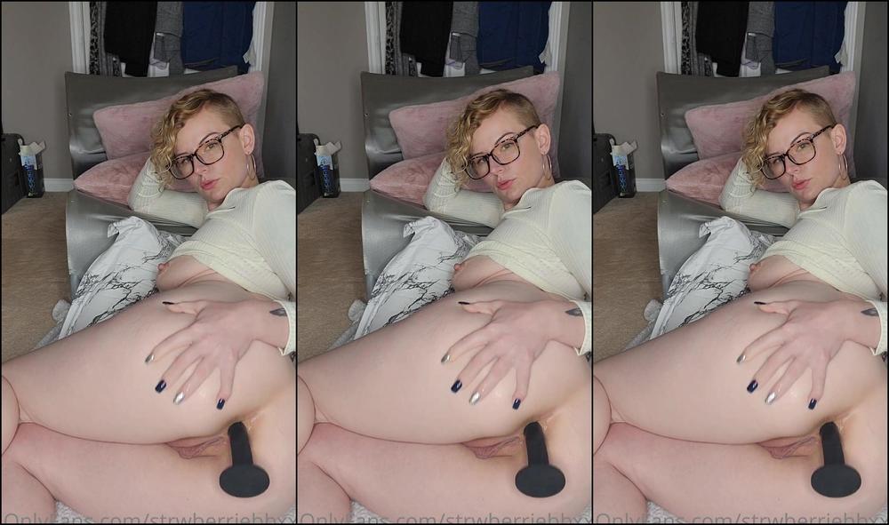 Strwberriebbxxx I Need To Train Myself To Do Dp For Longer Because Damn Its Intense Lol