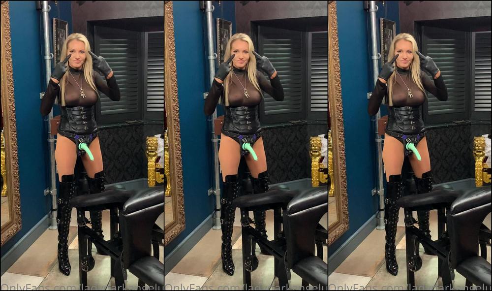 Lady Dark Angel Another Behind The Scenes Always So Serious Ha Ha With Mistresskrushuk