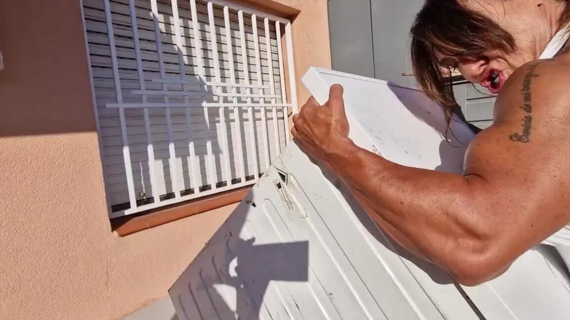 Alejandra Chacon Aka Alejandrachacon 09 25 2024 Onlyfans Video Lift N Carry The Wash Machine 550S