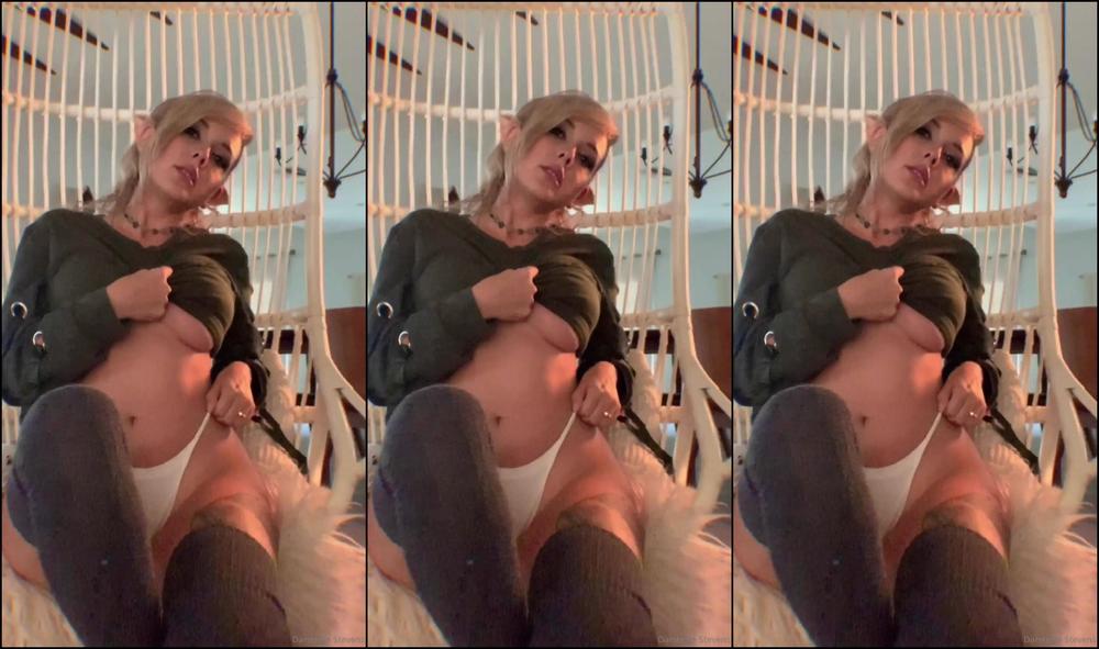 Darshellestevens 1293516981 11 19 2020 Should I Shoot More Elf Girl Stuff Pointy Ears Cozy Fallwinter Vibes Sex Appeal