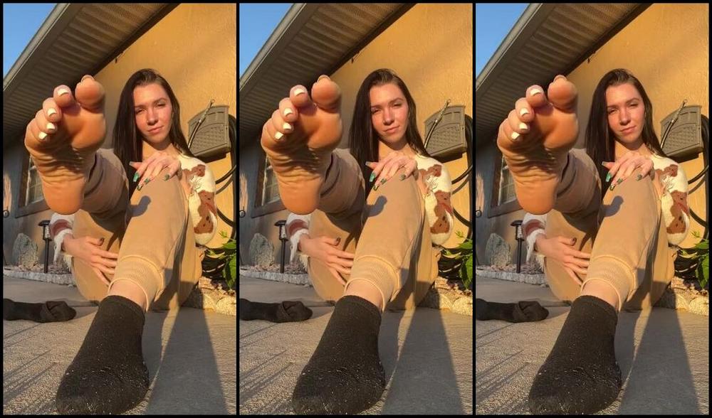 Nicolethedivine Foot Fetish 01 14 2024 Onlyfans Video Golden Soles