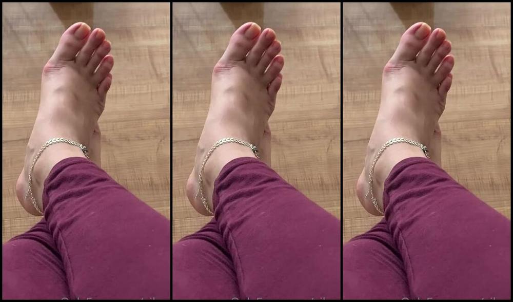 Natasha Aka Vibez3 Onlyfans Naked Toes Soles Tease