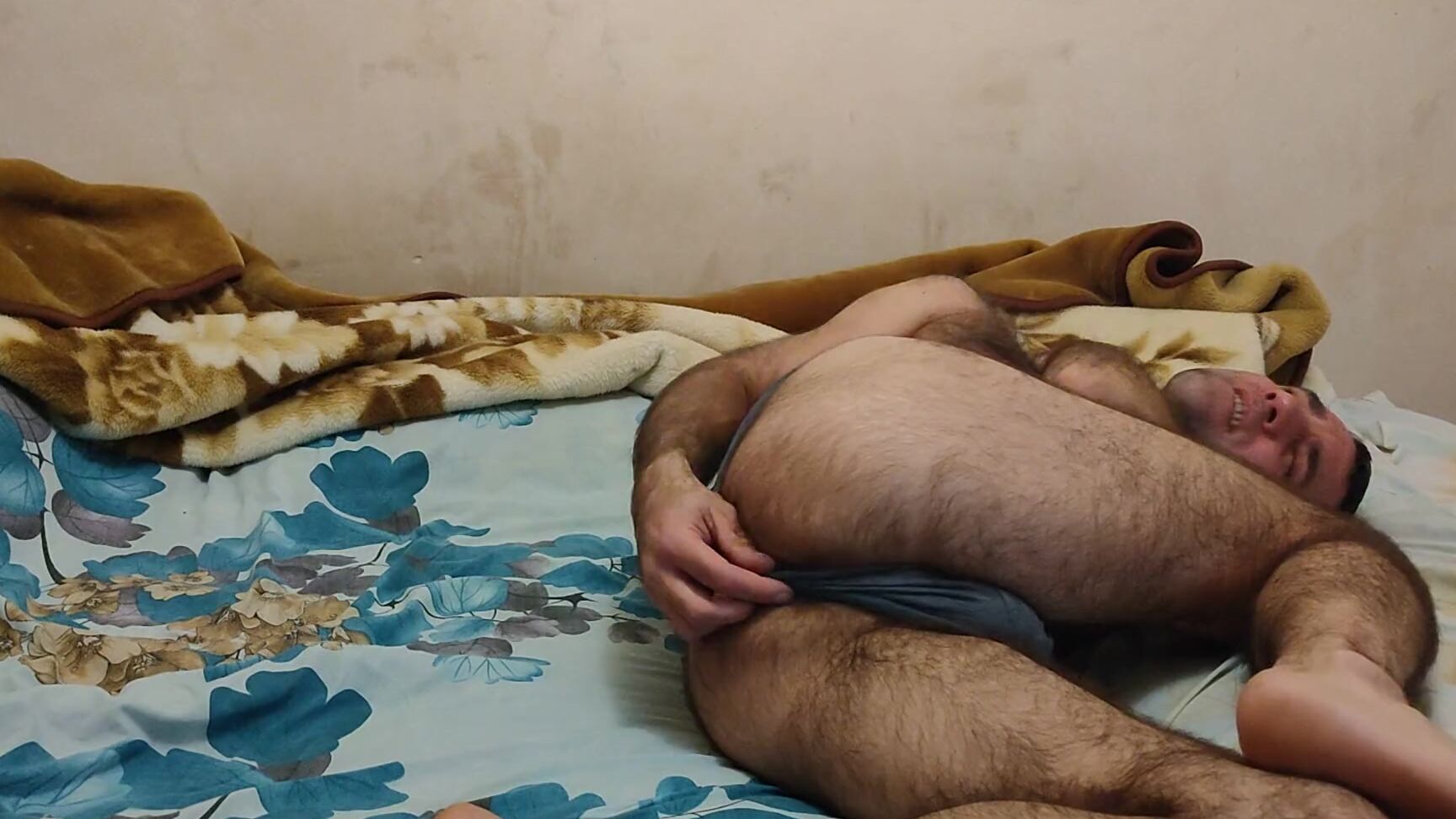 "Bratty Sis" Weekend, Rest, Kink, Suggest Bratty Sis Relaxing in bed Pornhub