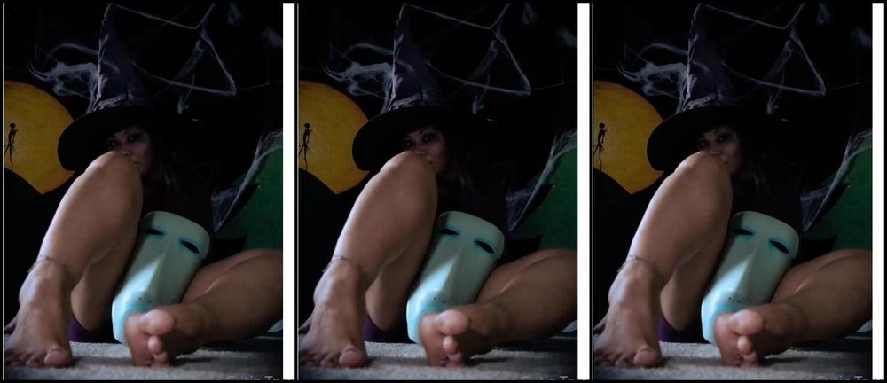 Ennie S Toes And Soles Nicknamed Enniestoes Onlyfans Finally Getting Around To Posting My Nightmare Before Christmas Shock Cosplay Time For You To F 1