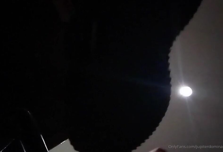 Jupiter Domina Nicknamed Jupiterdomina Onlyfans Welp The Lighting Under The Tables At Olive Garden Is Terrible Sorry About That Now 5If