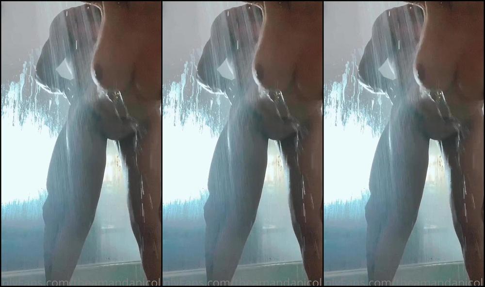 Theamandanicole Sending Out All My Sextapes Tonight In Your Messag