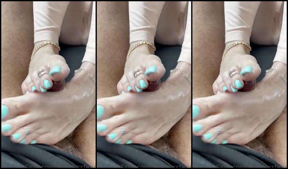 Fendi Feet Aka Goddessfendi Onlyfans I Was Leaving The Gym Yesterday After A Yoga Class And This Tall Guy Came Up To Me Asking About Myp