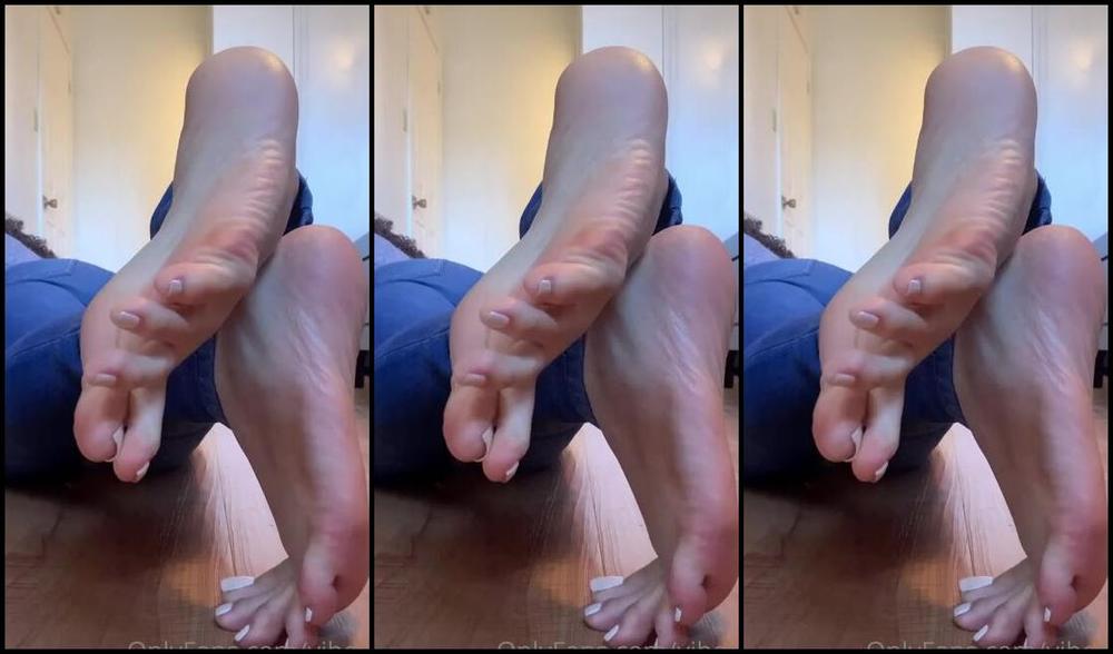 Natasha Aka Vibez3 Onlyfans Crossed Soles Toe Flicks