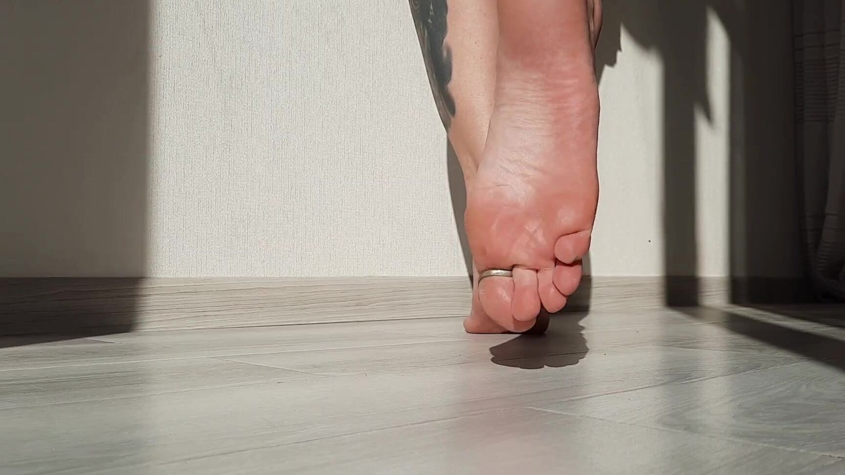 Dominatrix Nika Foot fetish. Fetish toes. These feet should be in your mouth. Pornhub