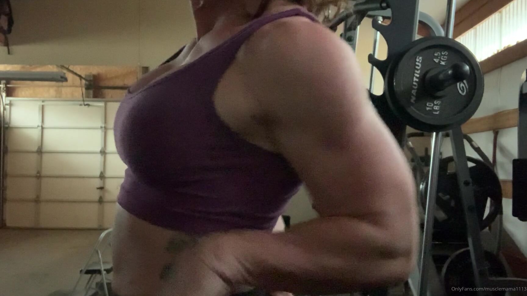 Musclemama Watch Me Work All That Pumping Power