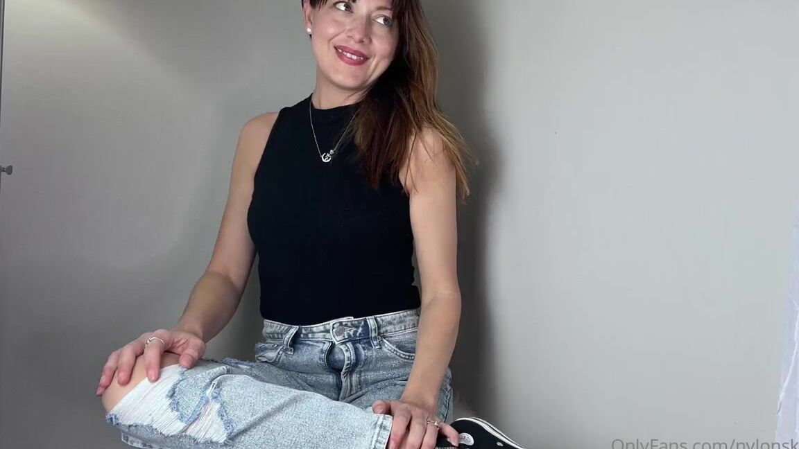 Nylonskitten Nicknamed Nylonskitten 02 24 2022 Onlyfans Video Nylon Story Time Confessions Of A Nylon Therapist I Came By To Give Our Usual