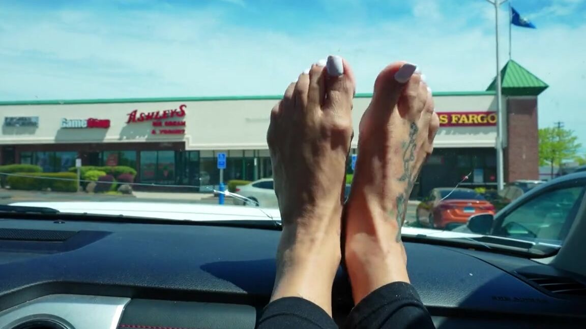 dailyfootjobs random lady from shoe store gives footjob in car after he pays for her shoes ft monicamerlot Clips4Sale