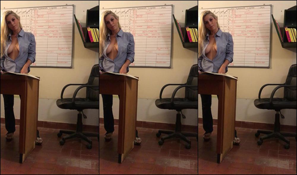 Rebecca De Winter - At Sch--l ManyVids